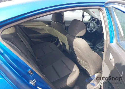 2017 Hyundai Elantra Value Edition z USA, uszkodzony, nr VIN KMHD84LF9HU283371